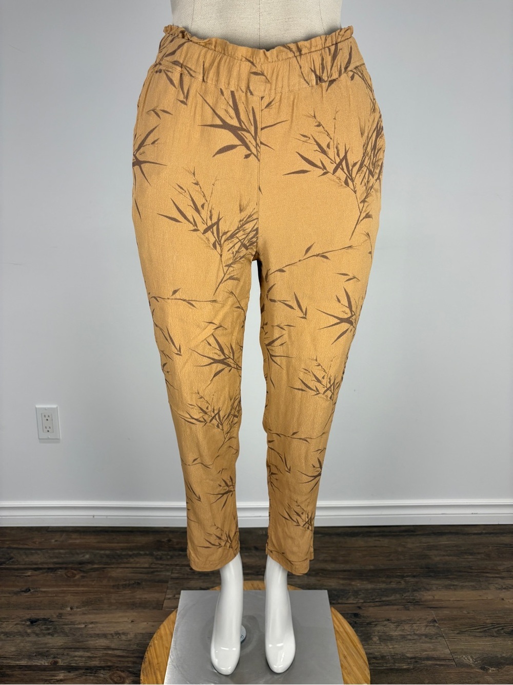 YAYA Bamboo Print Straight Leg Pants Mustard Yellow Brown